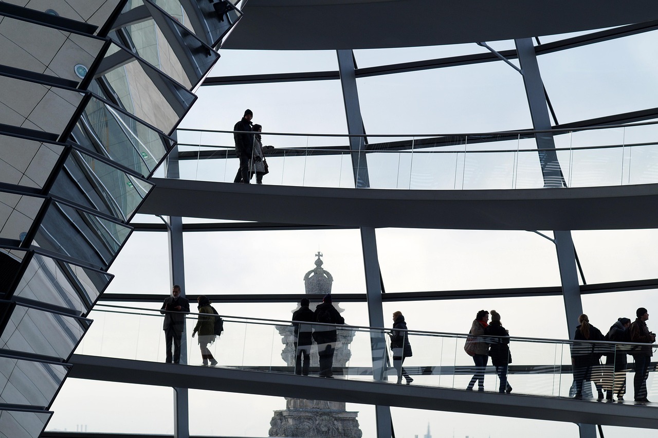 reichstag-dome-1571046_1280
